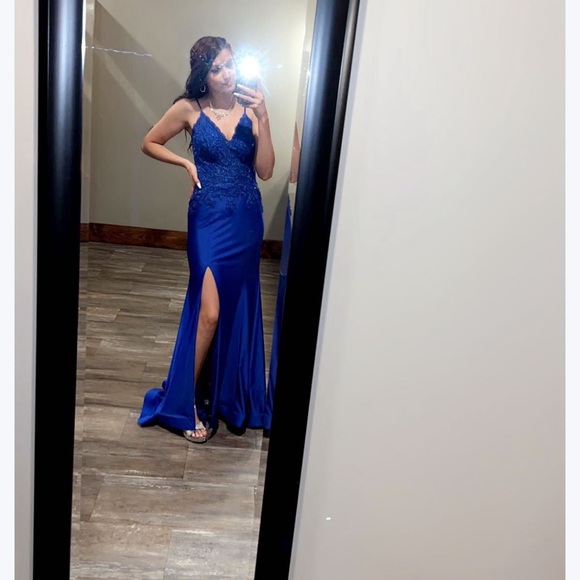 Dresses & Skirts - Prom dress